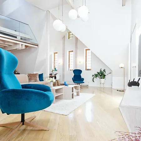 Luxury 143M2 2-Bedroom Penthouse Loft With Ac & Elevator - Brivibas Street, Central Riga דירה *